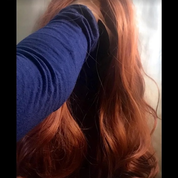 22” lace front wig - Picture 3 of 6